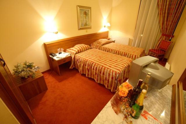 Hotel Dinara Livno Værelse billede