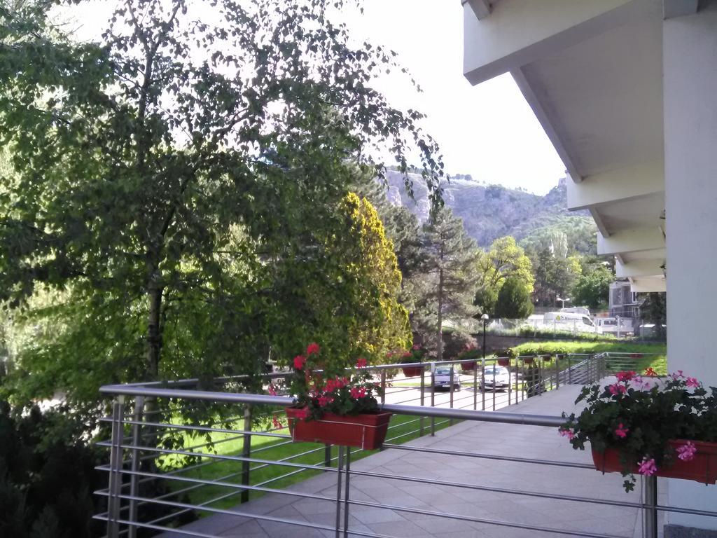 Hotel Dinara Livno Eksteriør billede