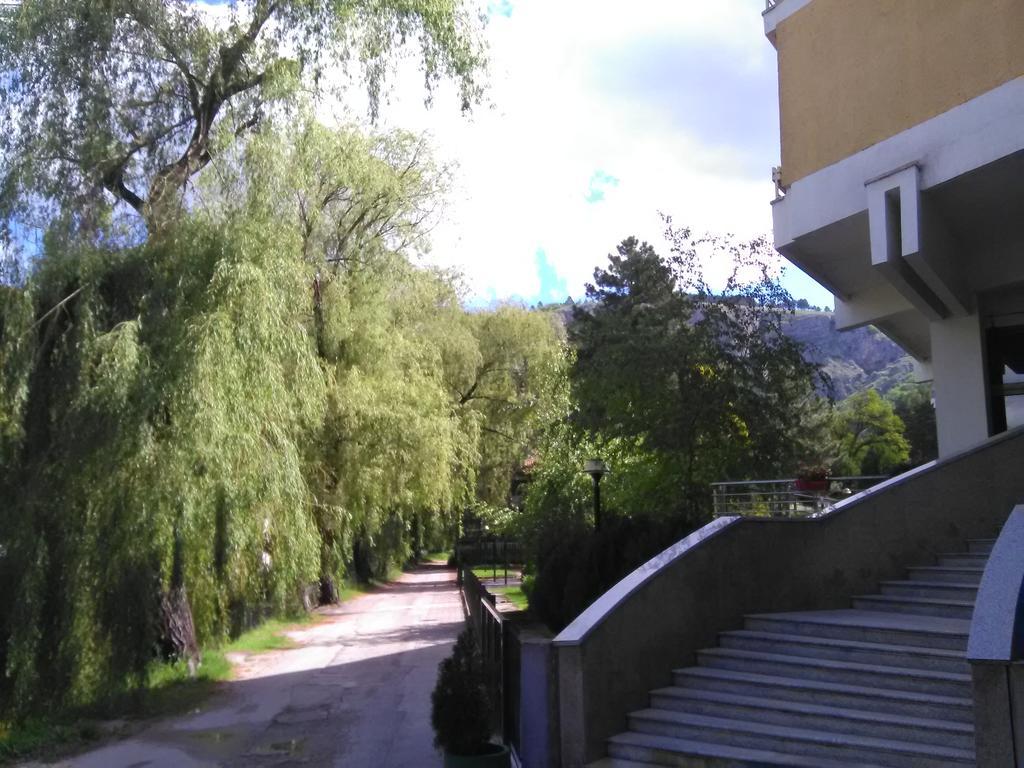 Hotel Dinara Livno Eksteriør billede