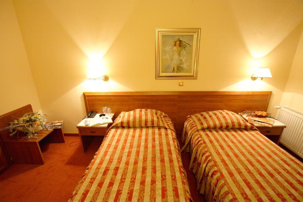 Hotel Dinara Livno Eksteriør billede