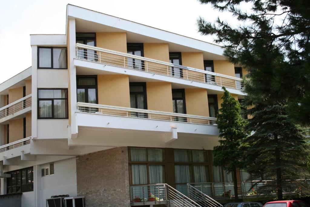 Hotel Dinara Livno Eksteriør billede
